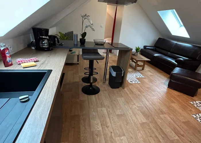 Spacieux 2 Pièces équipé Accès Facile Appartamento Cuissai