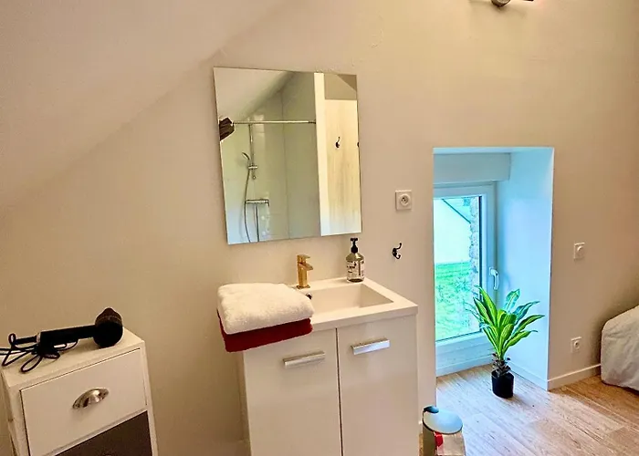 Spacieux 2 Pièces équipé Accès Facile * Cuissai